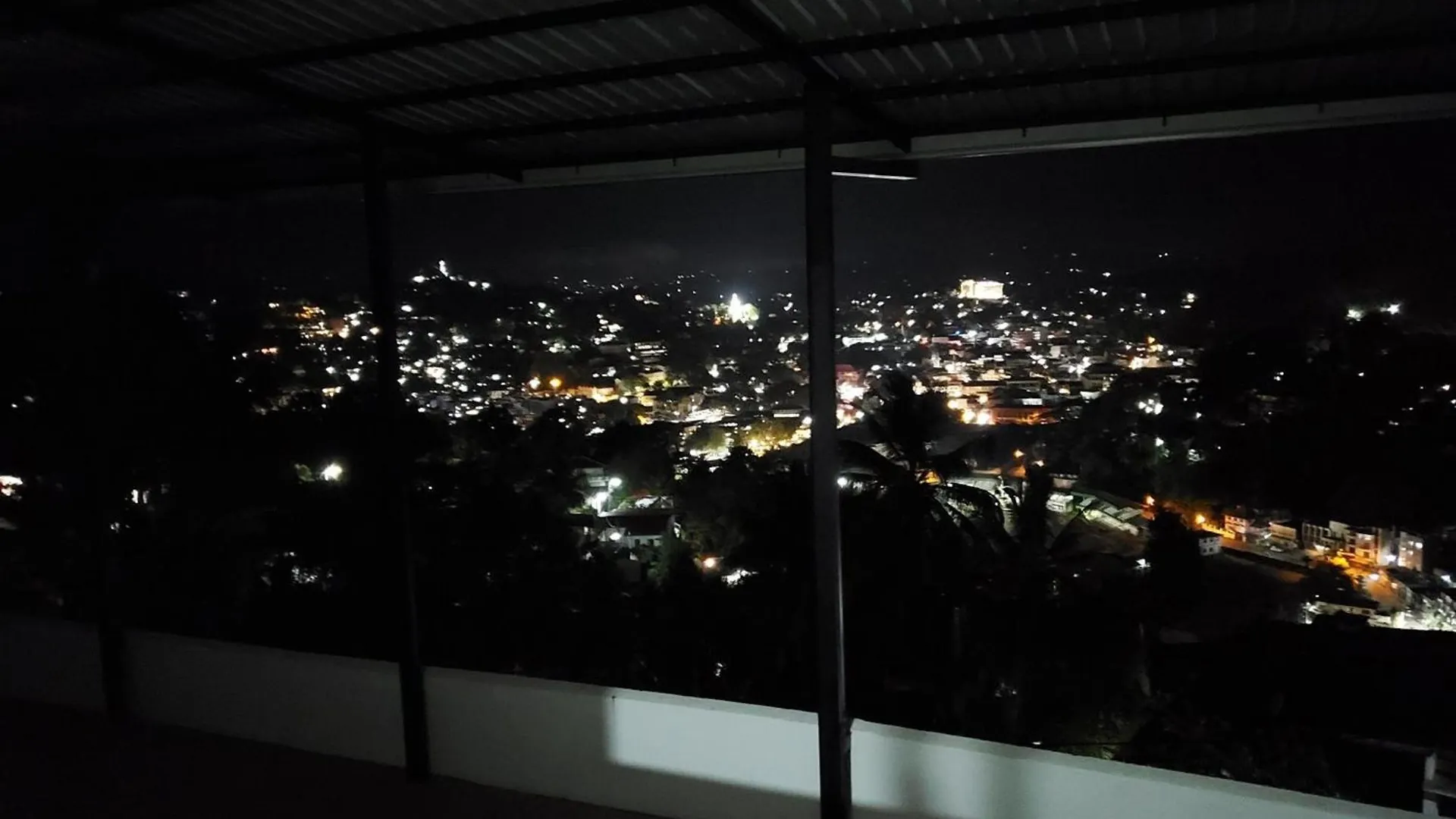 Room In Guest Room - Kandy City View Mpm Guest Room - 1A2 Guest house